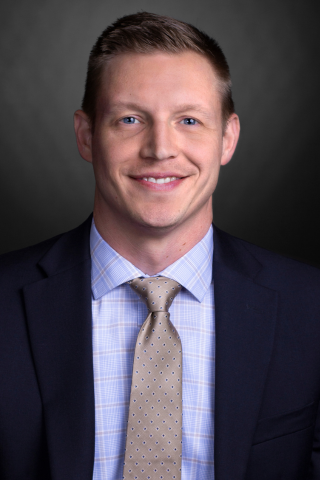 dr matthew backens headshot
