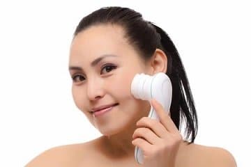 Facial skin cleansers